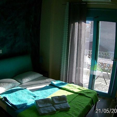 Kostas Family Rooms ستافروس المظهر الخارجي الصورة